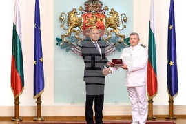 Румен Радев - военнослужещи - награждаване