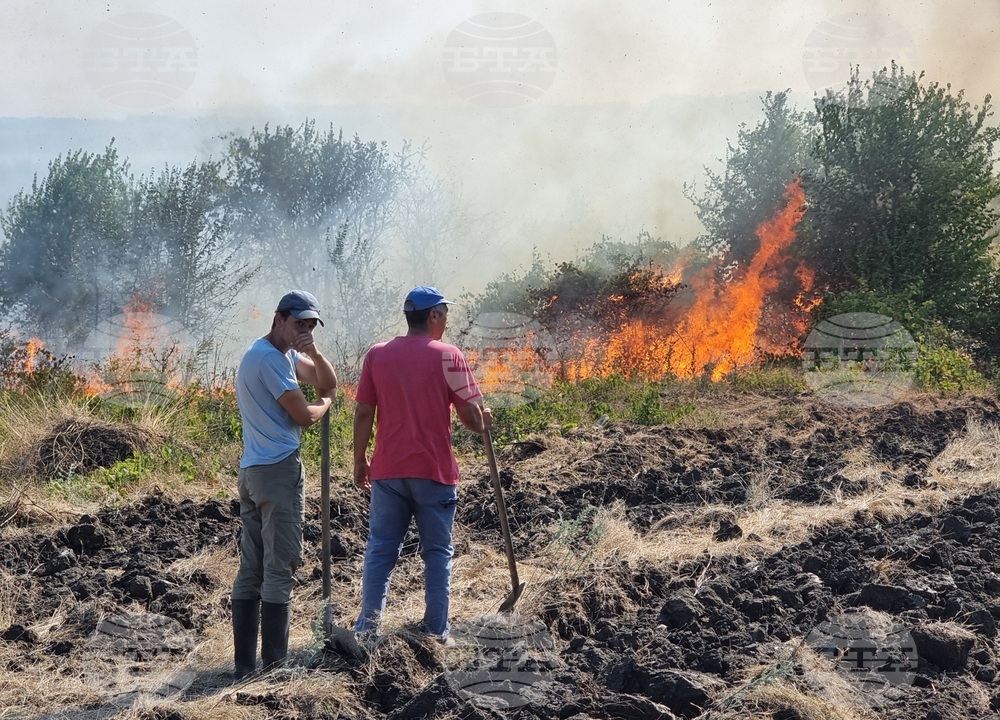 PM Glavchev Asks Landowners, Construction Companies for Help Fighting the Blaze