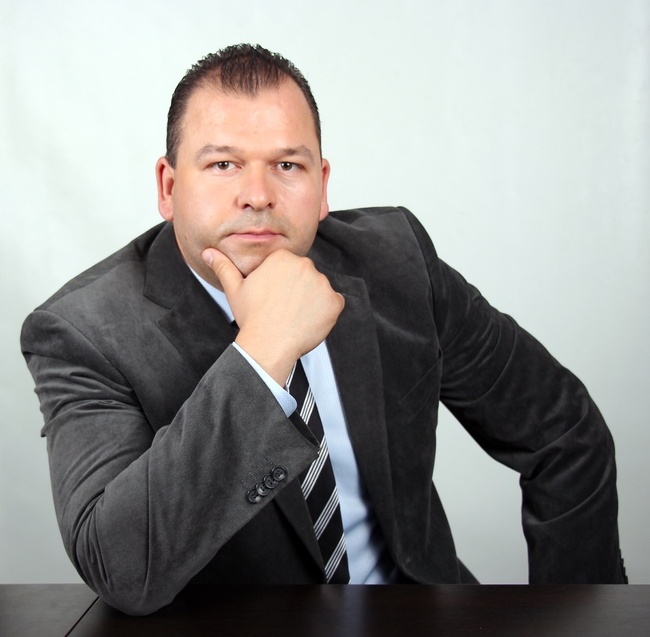 БСП - София: Николай Велчев пита кмета Фандъкова за изоставени общински помещения на метростанция "Джеймс Баучер"