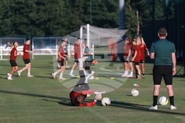 Футбол - жени