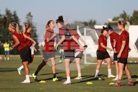 Футбол - жени