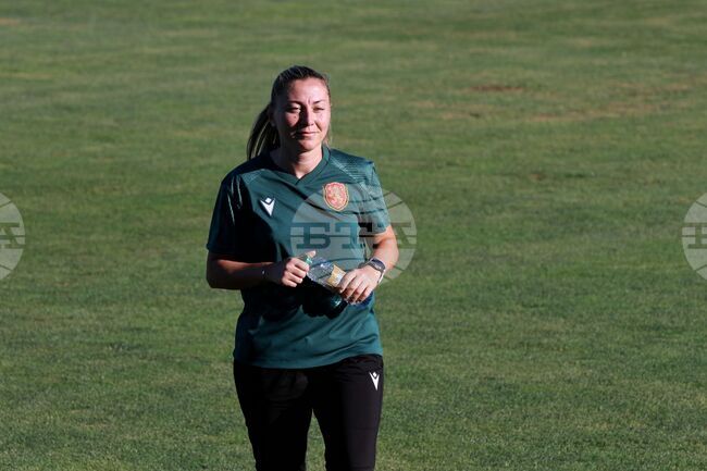 Женският национален отбор на България по футбол се събира на лагер преди мачовете от турнира Лига на нациите