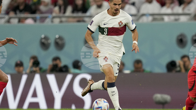 Реал Мадрид се извини на футболист на Елче, когото сбърка със загиналия брат на Диого Жота