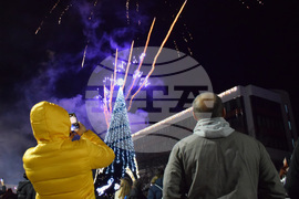 Благоевград - Коледна елха - светлини - тържество