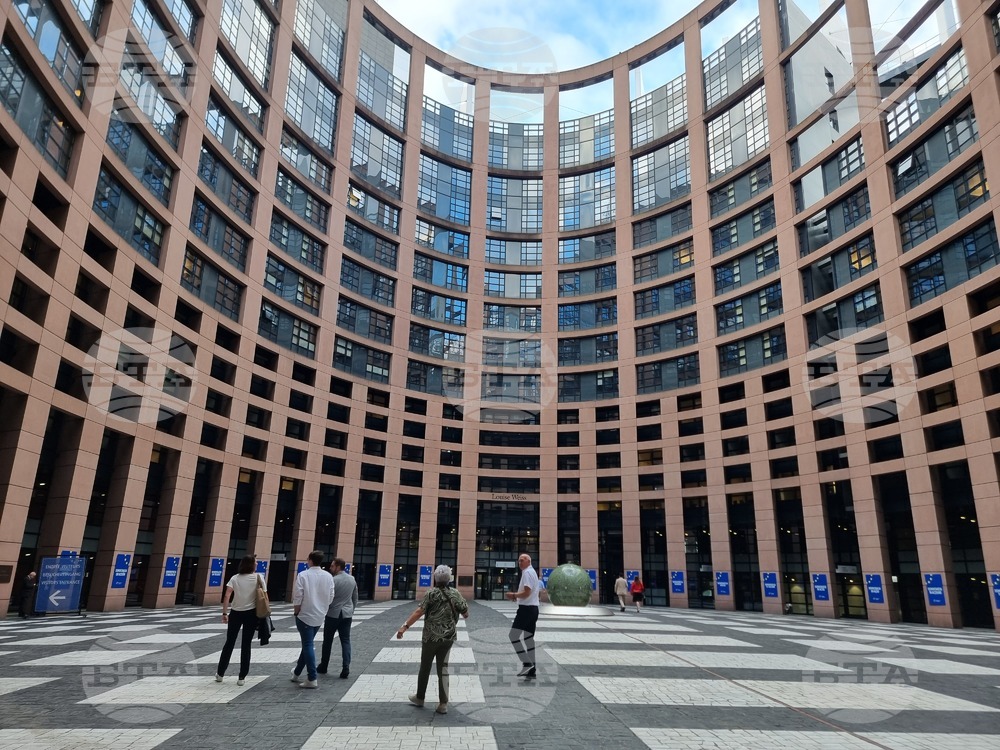 Франция - Страсбург - Европейски парламент - учредителна сесия