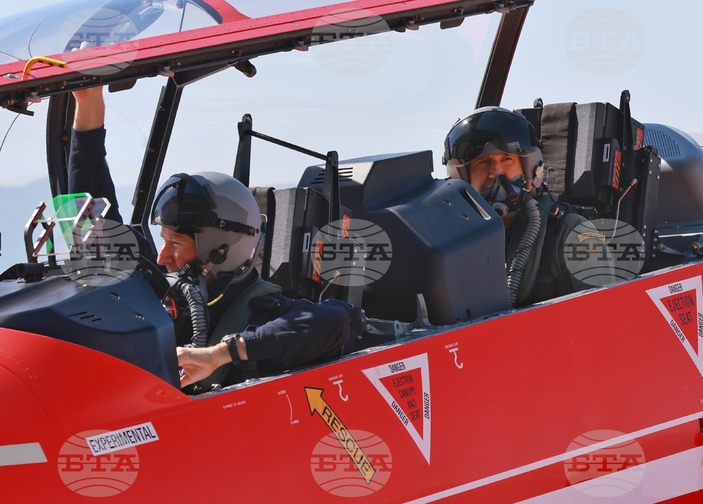 Авиобаза „Враждебна“ - Военновъздушни сили - самолети Пилатус - Румен Радев - годишнина