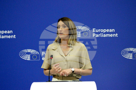 Франция - Страсбург - Европейски парламент - Роберта Мецола - пресконференция