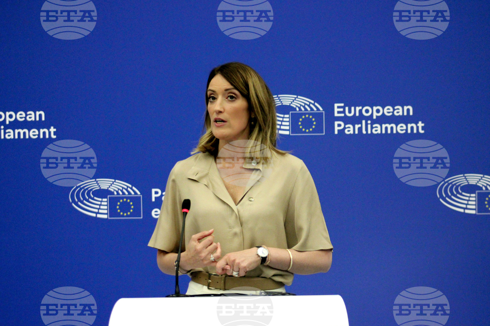 Франция - Страсбург - Европейски парламент - Роберта Мецола - пресконференция