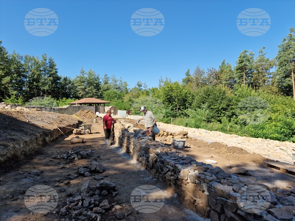 Село Белчин - Късноантичен музеен комплекс "Цари Мали град" - реставрация