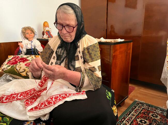 Аджерпрес: Румънката Елена Борта, посветила живота си на традиционото ръкоделие, е живо човешко съкровище в окръг Вълча