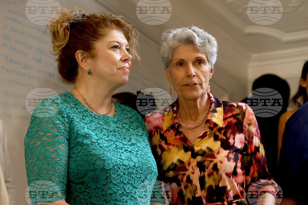 „Истина или лъжа? История на подправянията и фалшификациите“ - изложба - откриване