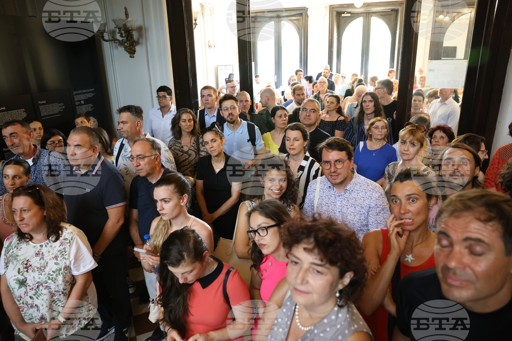 „Истина или лъжа? История на подправянията и фалшификациите“ - изложба - откриване