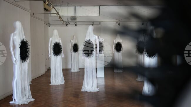 В Казанлък показват проект на визуалния артист Дора Славова, поставящ въпросите за биоетиката и правото на аборт 