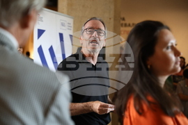 Ретроспективна експозиция на Бистра Льошевалие - откриване