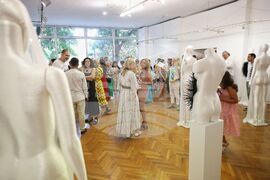 Бургас - Дора Славова - „Не/Докосвай“ - графична инсталация