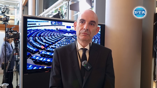 Европейският съюз няма визия за бъдещето, смята евродепутатът Петър Волгин