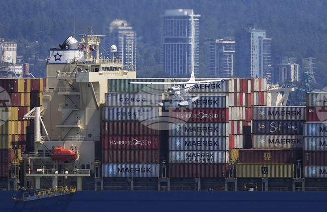 Икономиката на Канада расте през третото тримесечие, подкрепена от износа и спад на вноса