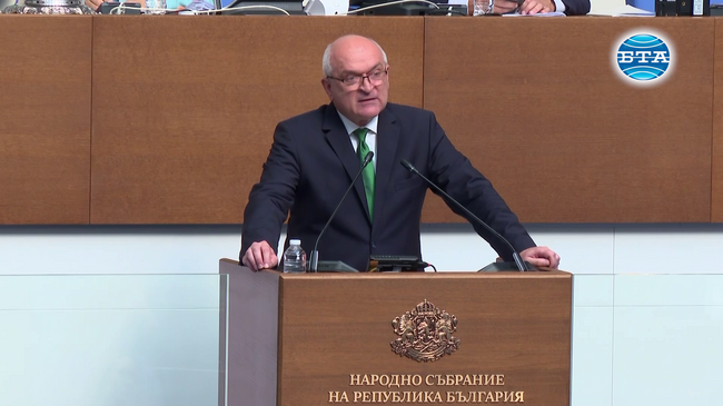 Само за последната седмица са регистрирани над 50 пожара, но ситуацията е овладяна, каза Димитър Главчев