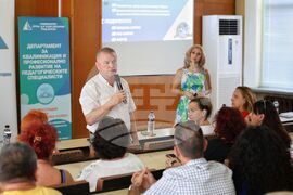 Бургас - конкурс "Нестандартен учител" 2024 - награждаване