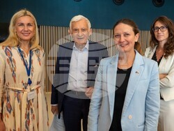 Снимка: Пресофис Цветелина Пенкова – евродепутат