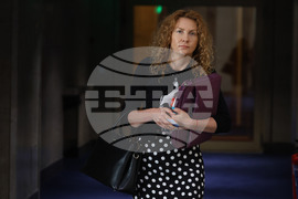 Парламент - заседание