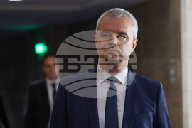 Парламент - заседание