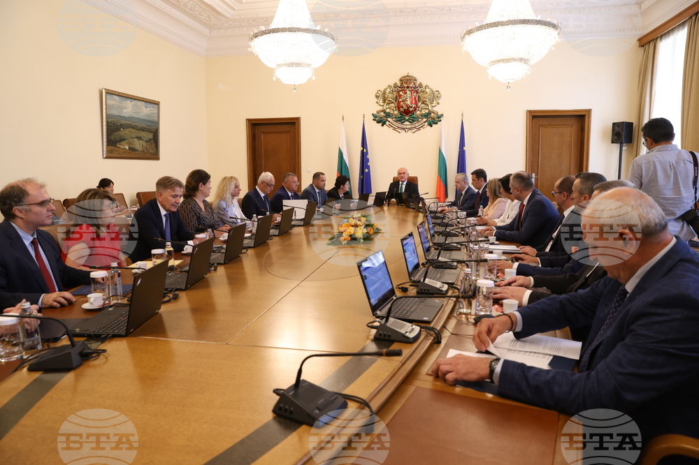 Служебен кабинет - заседание