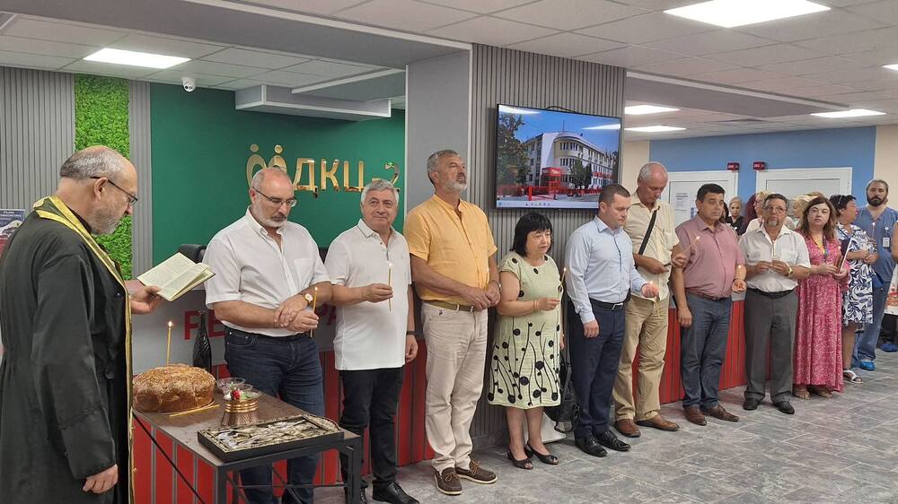 Областна администрация Русе: Драгомир Драганов поздрави екипа на „Медика“ за приноса им към българската медицина