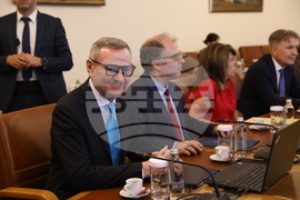 Служебен кабинет - заседание