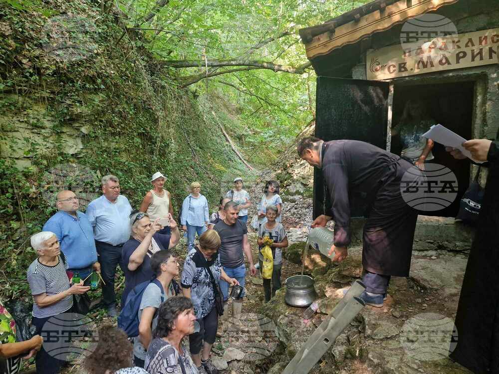 Църквата "Св. Атанасий" в разградското село Пороище отбеляза храмовия си празник