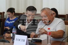 Парламент - Временна комисия свързана с дейността на Ивелин Михайлов и  "Исторически парк"