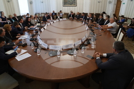 Парламент - Временна комисия свързана с дейността на Ивелин Михайлов и  "Исторически парк"