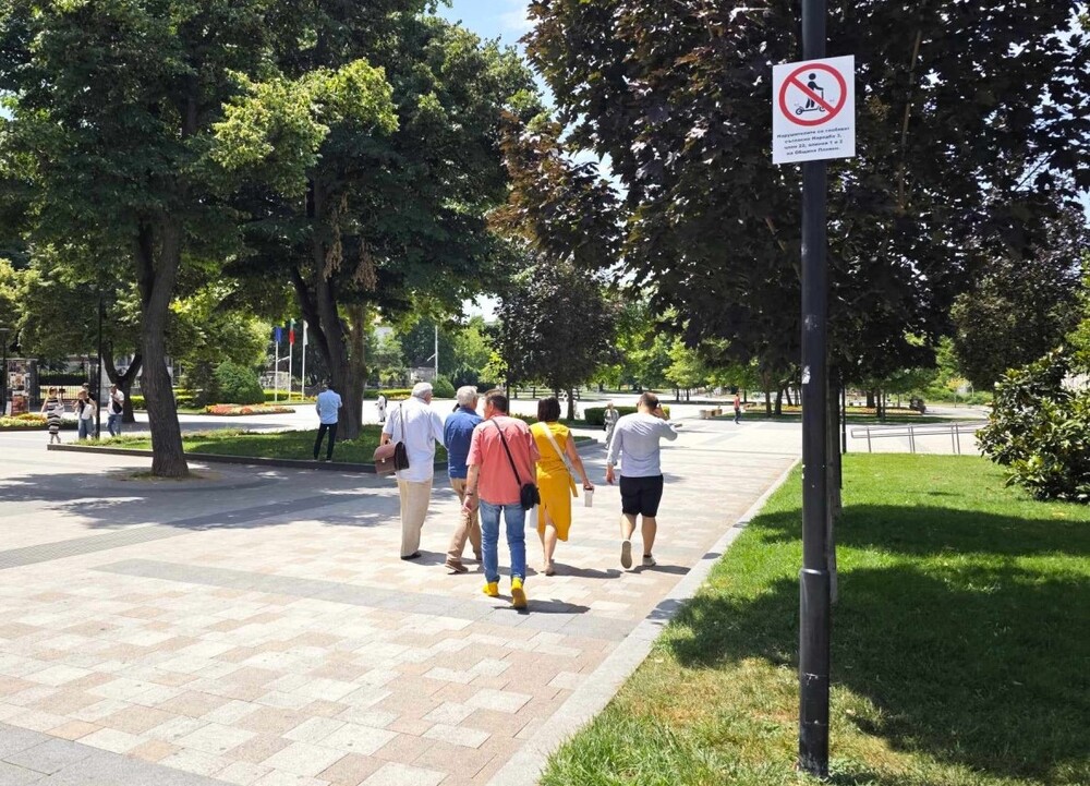 Община Плевен: За месец - 15 акта за нарушения от водачи на електрически тротинетки изпрати Община Плевен към родители на непълнолетни