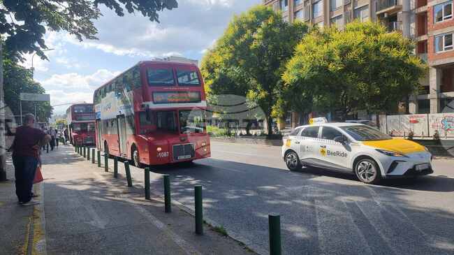 Мицкоски: Правителството ще закупи 150 електрически автобуси за Скопие и други общини