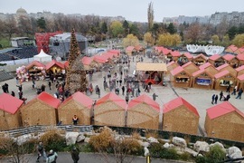 Румъния - парк Друмул Таберей - Коледен базар