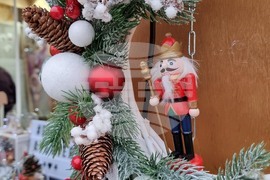 Румъния - парк Друмул Таберей - Коледен базар