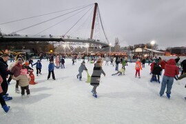 Румъния - парк Друмул Таберей - Коледен базар