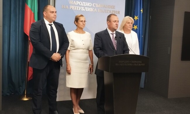 Иван Иванов: Ако ПП-ДБ решат да продължат разговорите, ние ще дадем предложения