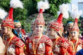 Международен фолклорен фестивал „Витоша“ - дефиле