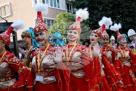 Международен фолклорен фестивал „Витоша“ - дефиле