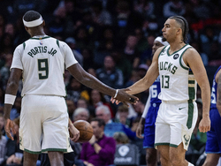 Bucks Hornets Basketball