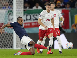 CORRECTION WCup France Poland Soccer