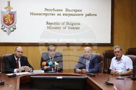 МВР - Калин Стоянов - брифинг - пожари