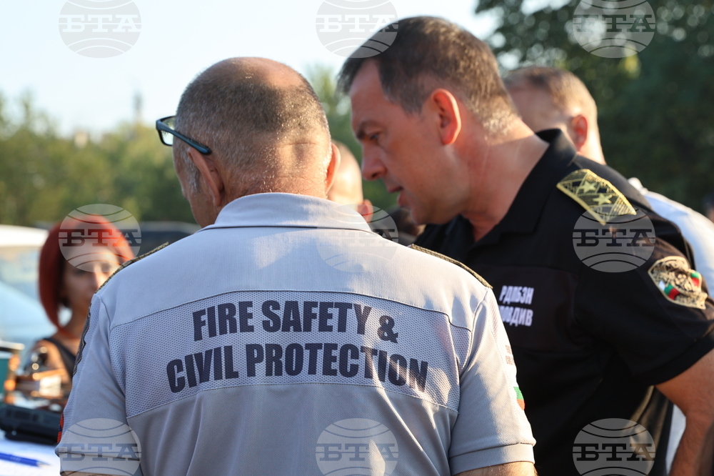 Село Отец Паисиево - гасене на пожар - брифинг