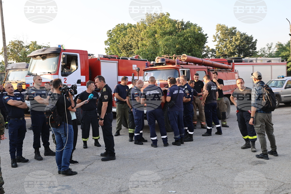 Село Отец Паисиево - гасене на пожар - брифинг