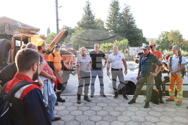 Село Отец Паисиево - гасене на пожар - брифинг