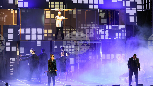 Спектакълът „Милион мечти“ проследява развитието на мюзикъла през последните 12 години на сцената на Варненската опера