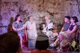 Велико Търново - среща - преводачи