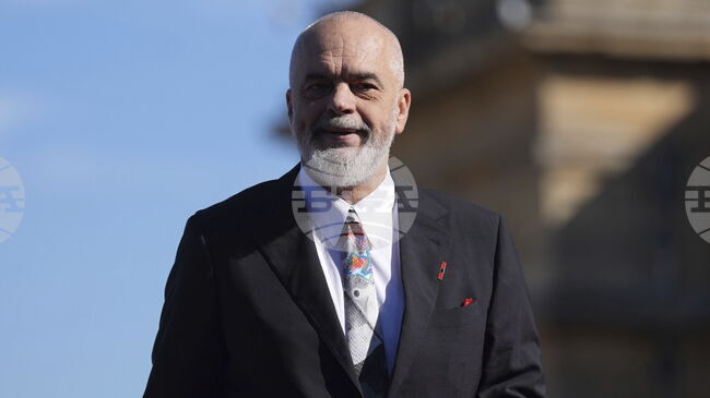 Албанският премиер Еди Рама се срещна с краля на Йордания Абдула Втори и сина му Хюсеин в Аман