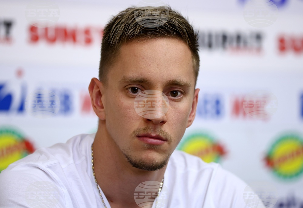 Плуване - състезатели - пресконференция